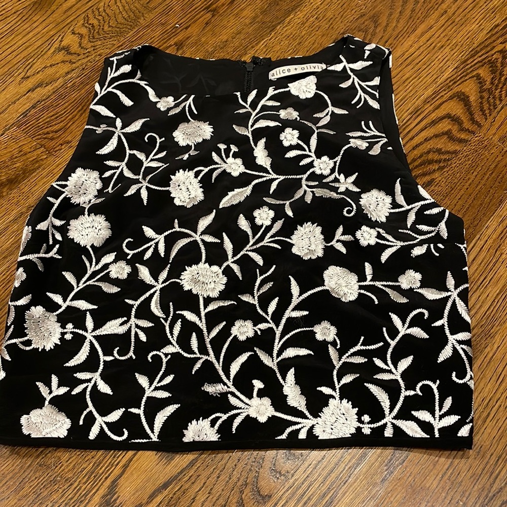 Alice + Olivia Black and White Floral Crop Top